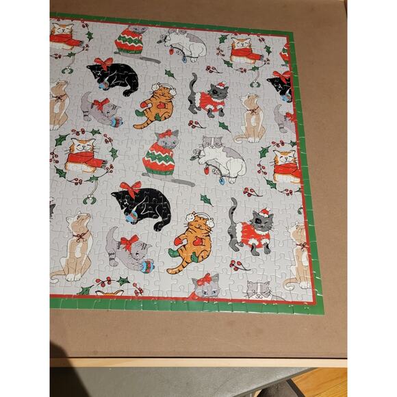 TOMS Holiday Cats Puzzle 500 Piece Kitty Lovers Kitties Christmas Kittens - Picture 6 of 8